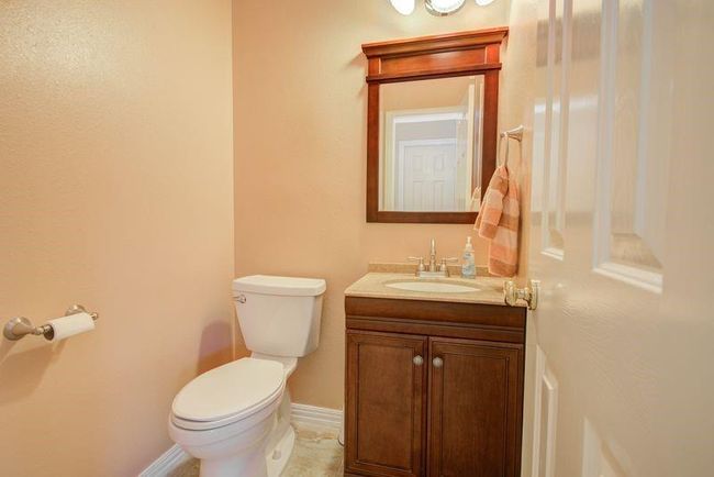 2917 Veva Dr, House other with 4 bedrooms, 3 bathrooms and 2 parking in Pearland TX | Image 24