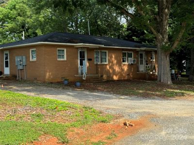 2217/2219 Catawba Heights Road, Home with 2 bedrooms, 2 bathrooms and null parking in Lincolnton NC | Image 1