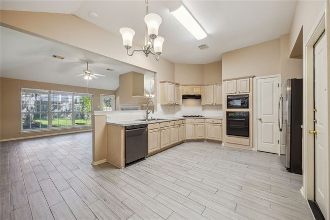9120 Fainwood Ln, House other with 3 bedrooms, 2 bathrooms and 4 parking in Austin TX | Image 7