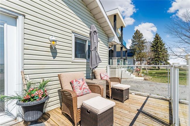 793 Lakeshore Rd, House other with 3 bedrooms, 1 bathrooms and 2 parking in Selkirk ON | Image 8