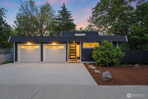 30811 26th Avenue Sw, Federal Way, WA, 98023 | Card Image
