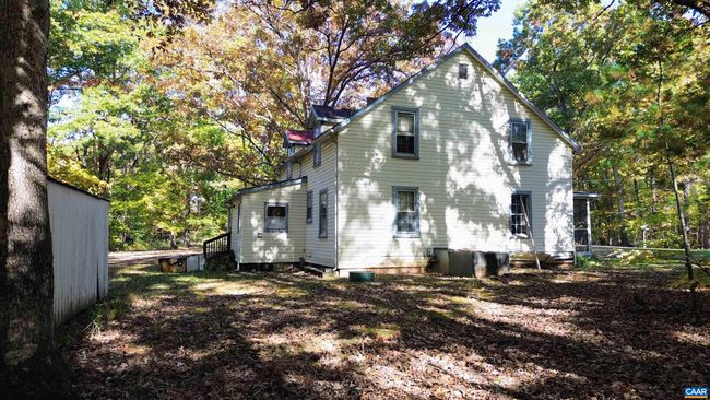 1367 S Constitution Rte, House other with 4 bedrooms, 1 bathrooms and null parking in DILLWYN VA | Image 23
