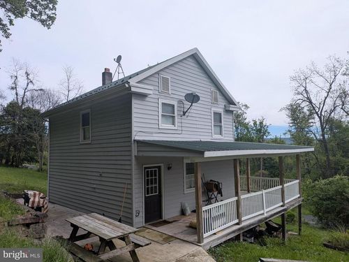 2418 Muddy Run Rd, MIFFLINTOWN, PA, 17059-8812 | Card Image