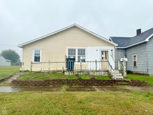 2521 S A St, Elwood, IN, 46036-2137 | Card Image