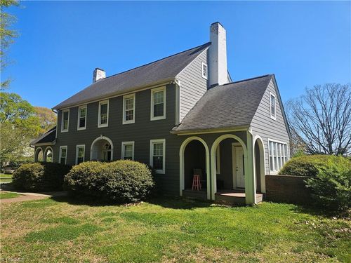 2307 Armstrong Cir, Gastonia, NC, 28054-7214 | Card Image