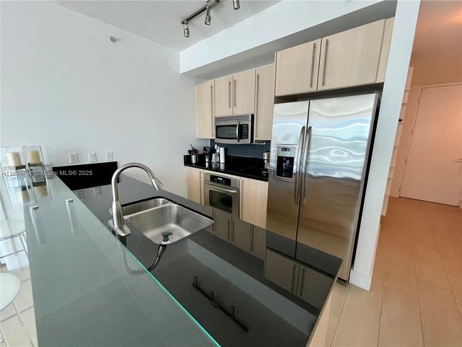 3716-N - 1111 Sw 1 St Ave, Condo with 2 bedrooms, 2 bathrooms and null parking in Miami FL | Image 12