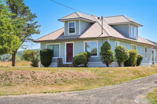 2001 Heckard Rd, Raymond, WA, 98577-9580 | Card Image