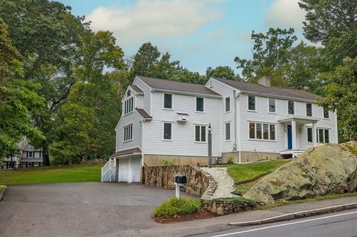 46 Forest Ave, Cohasset, MA, 02025-1334 | Card Image
