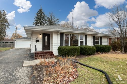 930 8th St, Lockport, IL, 60441-3706 | Card Image