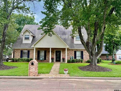215 Enchanted Estates Dr, Crockett, TX, 75835-2256 | Card Image
