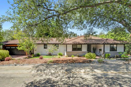 3751 Dell Rd, Carmichael, CA, 95608-2605 | Card Image