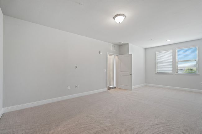 Primary Bedroom | Image 11