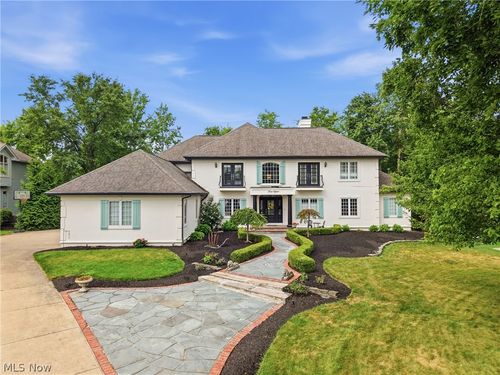 315 Glengarry Dr, Aurora, OH, 44202-8585 | Card Image