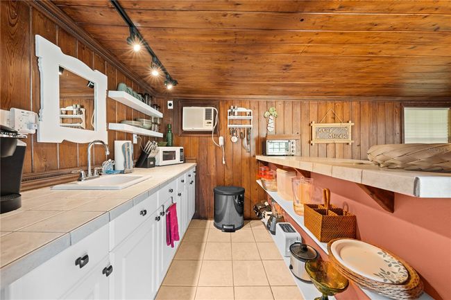 Cottage - Kitchen | Image 63