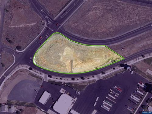 301 S Wanapum Dr, Moses Lake, WA, 98837 | Card Image