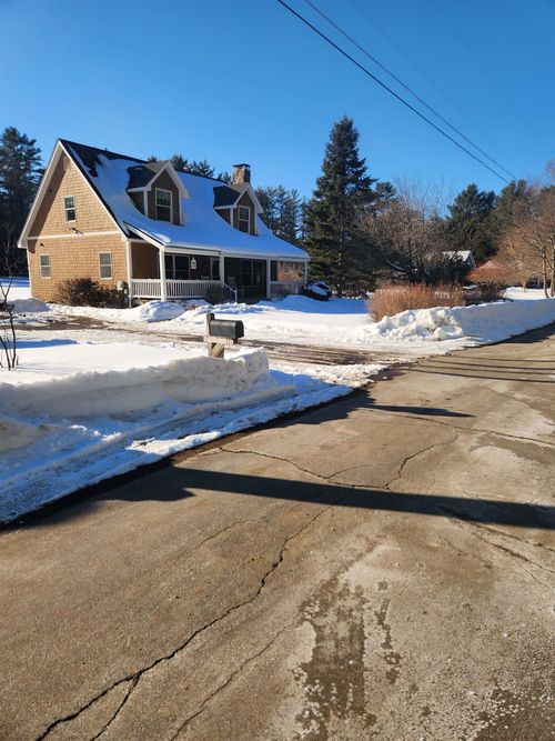 143 Village Rd, Surry, NH, 03431-8313 | Card Image