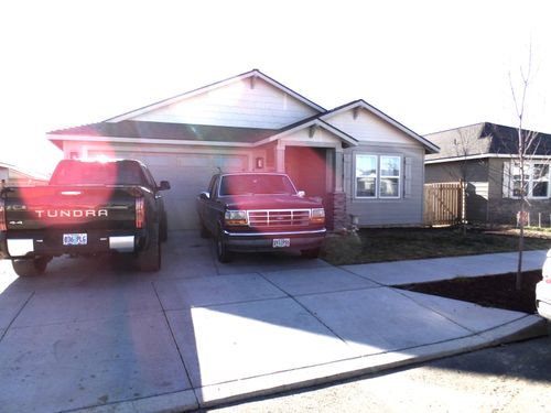 3178 Nw Dogwood Ave, Redmond, OR, 97756-6623 | Card Image