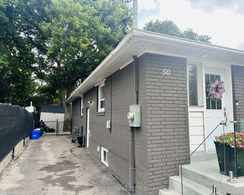 bsmt-50 Walter Ave, Newmarket, ON, L3Y2T3 | Card Image
