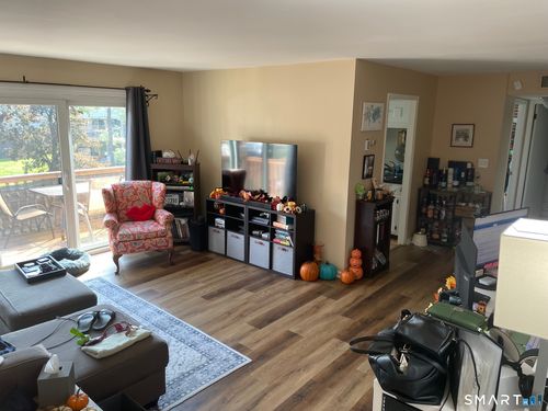 22-22 Linda Ct, Cromwell, CT, 06416-1740 | Card Image