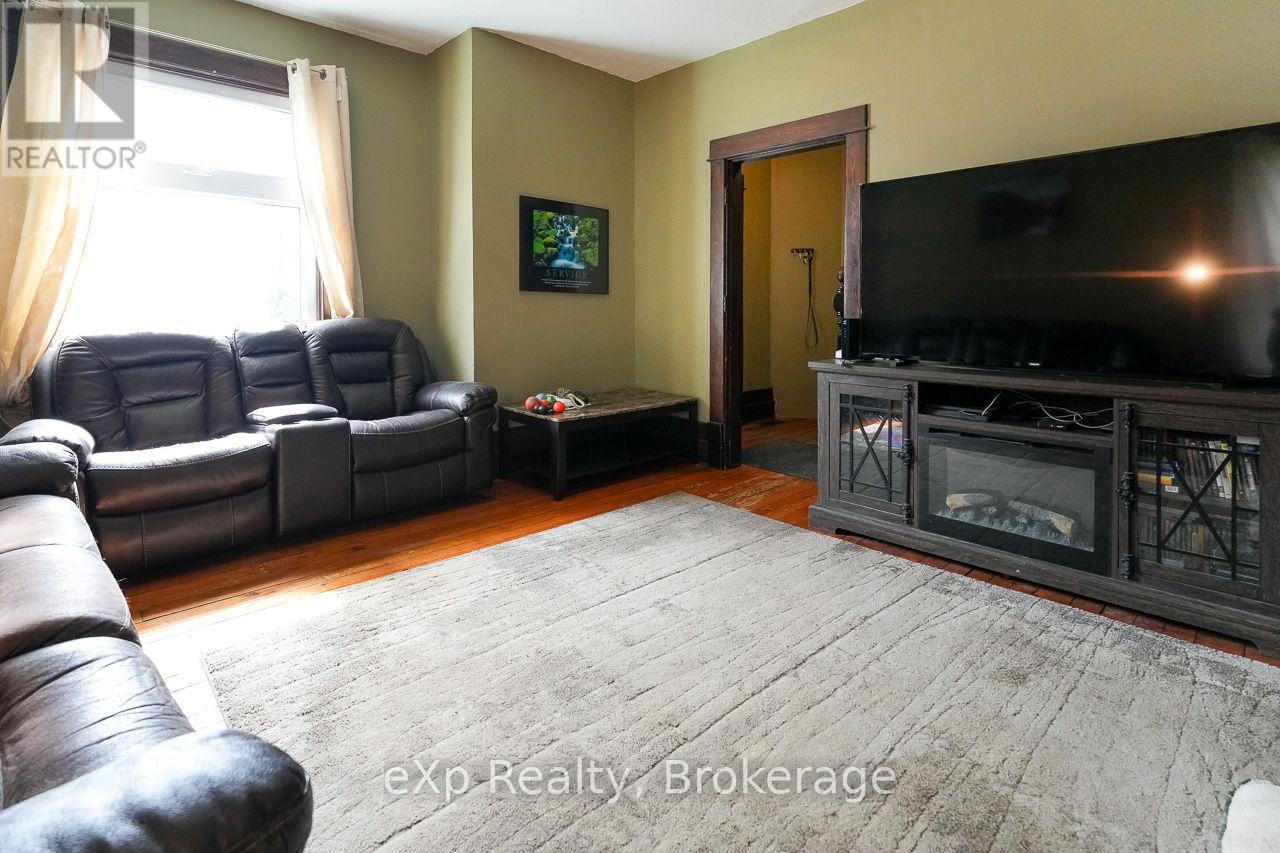 Commercial Sale in Saugeen Shores 5