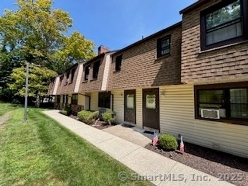 116-116 Homestead Ln, Brookfield, CT, 06804-2628 | Card Image