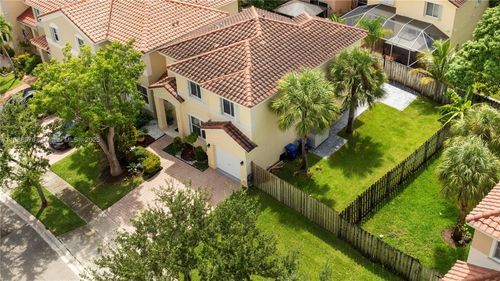 3864-3864 Sw 169th Ter, Miramar, FL, 33027-4620 | Card Image