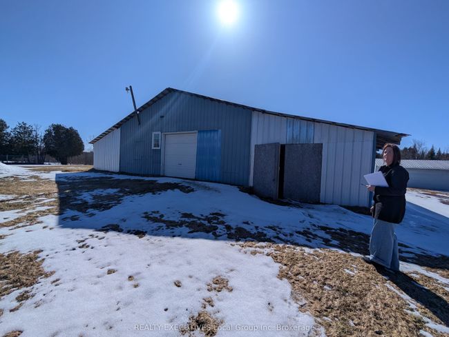 2185 Papineau Rd, House other with 3 bedrooms, 2 bathrooms and 10 parking in Mattawa ON | Image 41