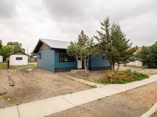 203 1 St E, Foremost, AB, T0K0X0 | Card Image