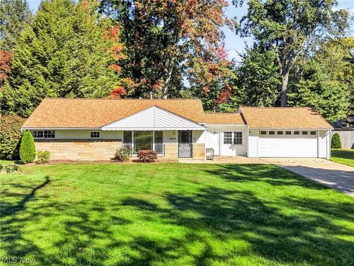 6143 Campbell Dr, Madison, OH, 44057-2001 | Card Image