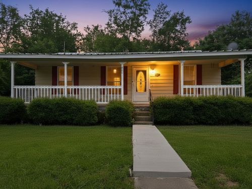 411 W College St, Canton, TX, 75103-1225 | Card Image