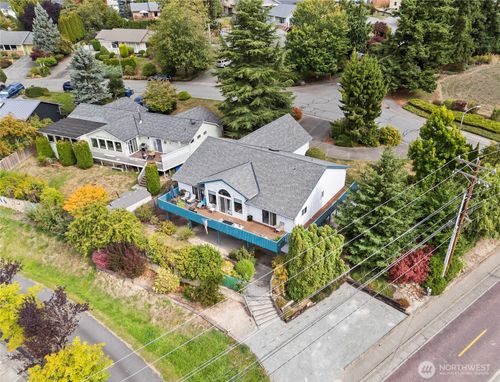 8200 Hennings Dr, Stanwood, WA, 98292-7416 | Card Image
