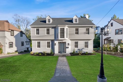 168 Wyoming Ave, Maplewood, NJ, 07040-1048 | Card Image