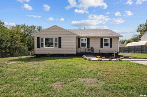 212 Main St, Ophiem, IL, 61468-9505 | Card Image