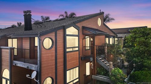 apt-b-811 Kalpati Cir, Carlsbad, CA, 92008-4158 | Card Image