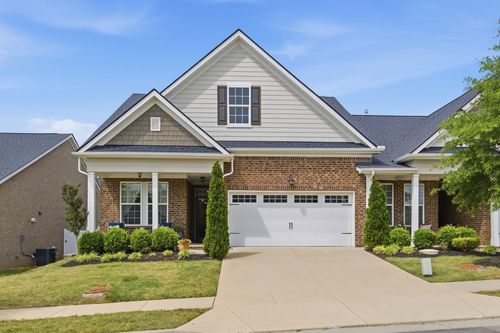 718 Copper Branch Rd, Hermitage, TN, 37076-1675 | Card Image