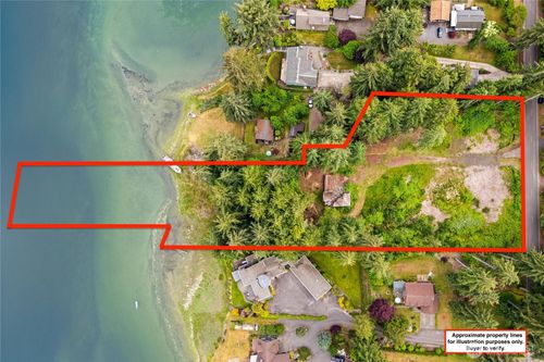 2774 Marine Dr, Bremerton, WA, 98312-2042 | Card Image