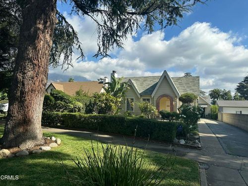 2122 Navarro Ave, Altadena, CA, 91001-5641 | Card Image