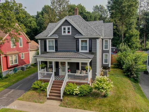 10 North Blvd, Gloversville, NY, 12078-1711 | Card Image