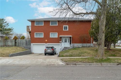 1-35 Shaftsbury Dr, Kitchener, ON, N2A1N4 | Card Image