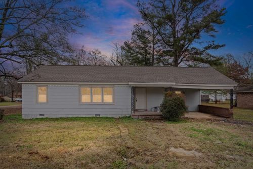 210 West St, Batesville, MS, 38606-1534 | Card Image