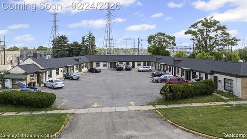 44784 Woodward Ave, Pontiac, MI, 48341-5028 | Card Image