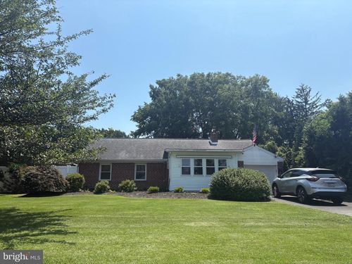 1375 Meetinghouse Rd, Meadowbrook, PA, 19046-2547 | Card Image