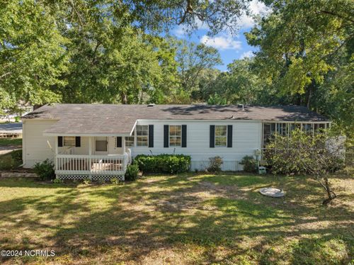 810 Holly Lane, Sunset Beach, NC, 28468 | Card Image