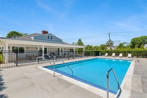 1202-12 Depot Rd, Southampton, NY, 11968-3747 | Card Image
