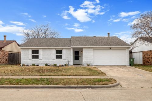 5212 Knox Dr, The Colony, TX, 75056-2108 | Card Image