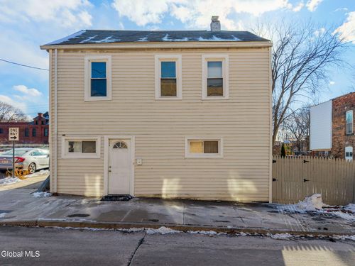 52 Ida St, Troy, NY, 12180-4634 | Card Image