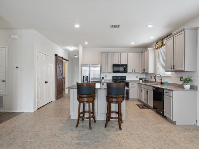 8213 Wildwest Dr, House other with 3 bedrooms, 2 bathrooms and null parking in Fort Worth TX | Image 13