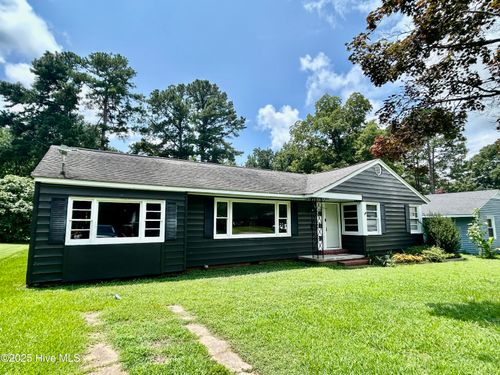 216 W 10th St, Scotland Neck, NC, 27874-1240 | Card Image