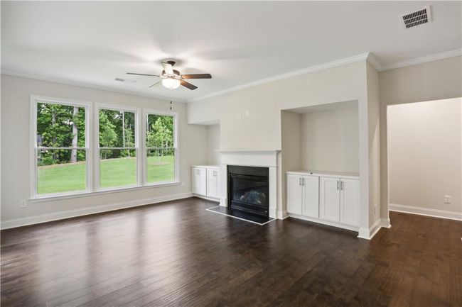 5817 Creek Indian Dr, House other with 5 bedrooms, 3 bathrooms and null parking in Buford GA | Image 5