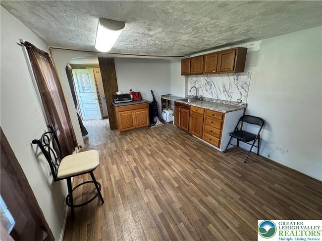 226 E Snyder Ave, Townhouse with 2 bedrooms, 1 bathrooms and null parking in Lansford PA | Image 11